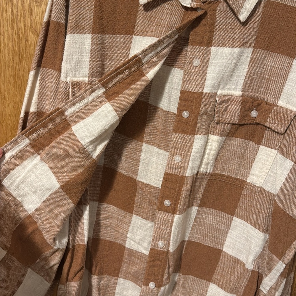 American Eagle woman’s flannel - size large, orange/brown color - Picture 4 of 5